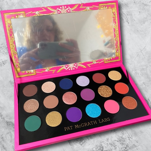 BNIB Pat McGrath Labs Celestial Nirvana Palette - Picture 2 of 2